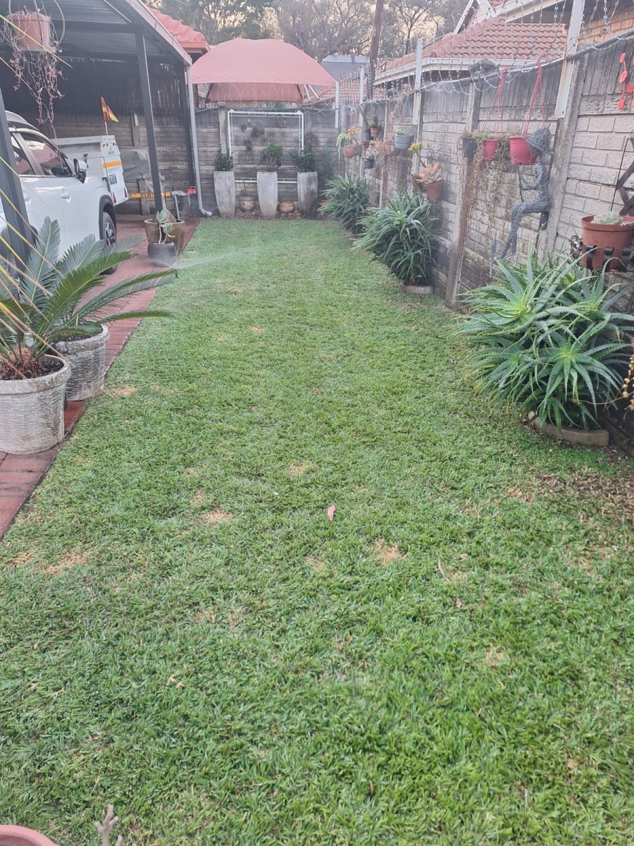 3 Bedroom Property for Sale in Protea Park North West